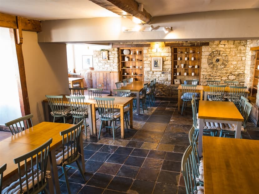 Britannia Inn, Nailsworth - Stonegate Pub Partners - Find a Pub