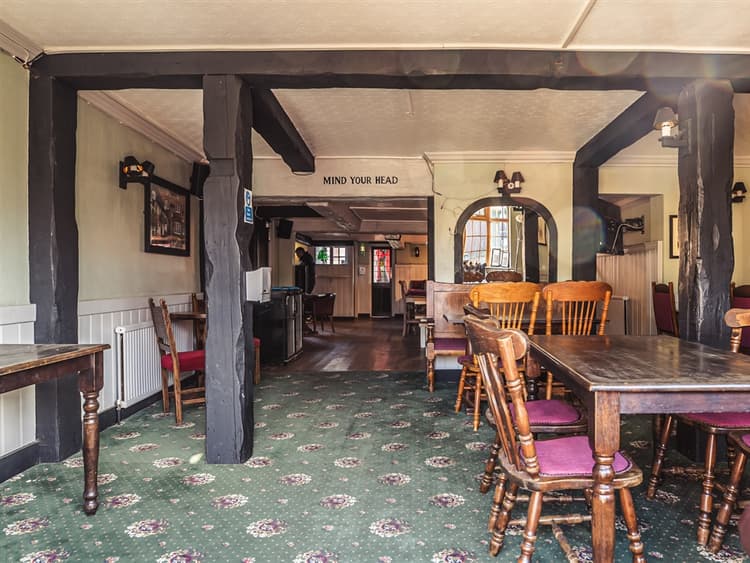 Royal Oak, Ifield Stonegate Pub Partners Find a Pub